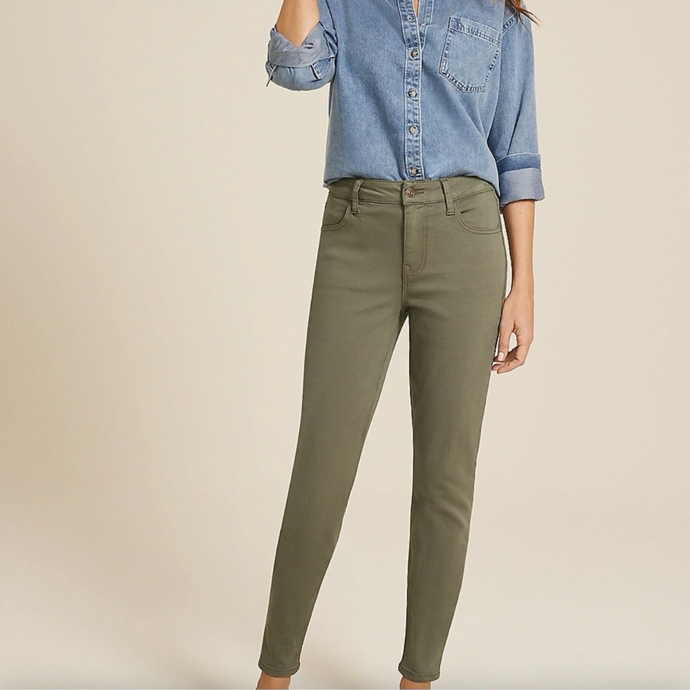 NWT mjeans by Maurices Olive Jeggings - Picture 1 of 9